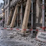Angers : une façade fragilisée sécurisée rue Baudrière
